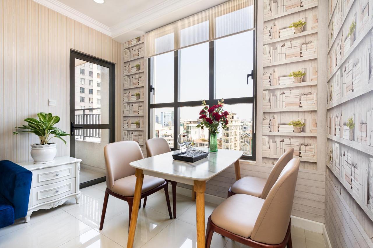Luxurious Icon 56, The Price Apartment