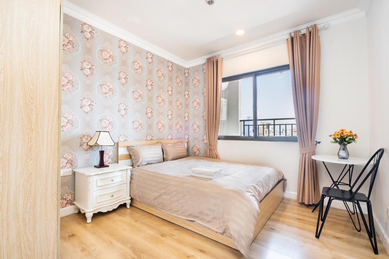 Luxurious Icon 56, The Price * Ho Chi Minh City