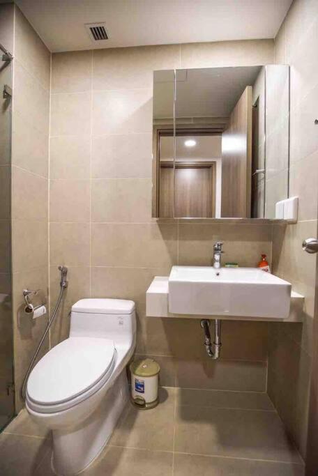 Luxurious Icon 56, The Price * Ho Chi Minh City