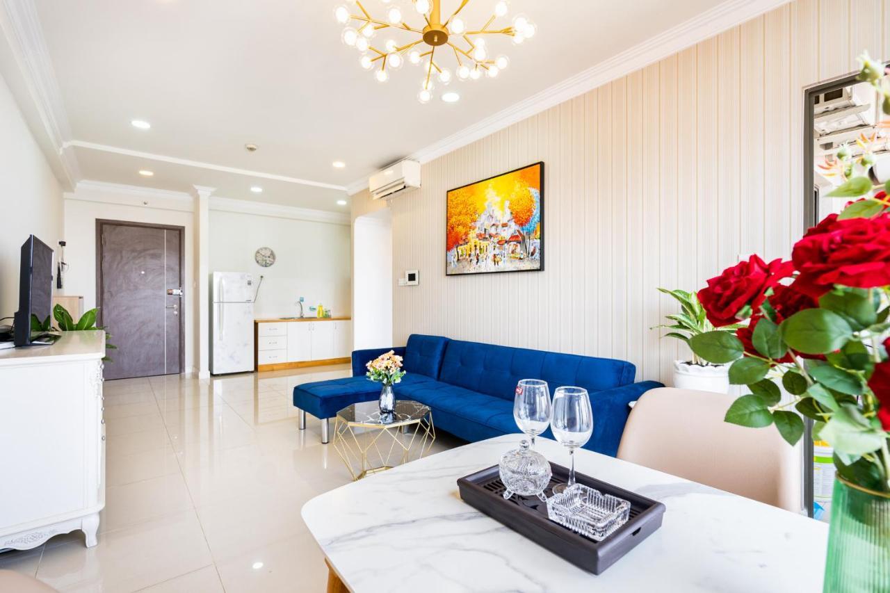 Luxurious Icon 56, The Price Apartment